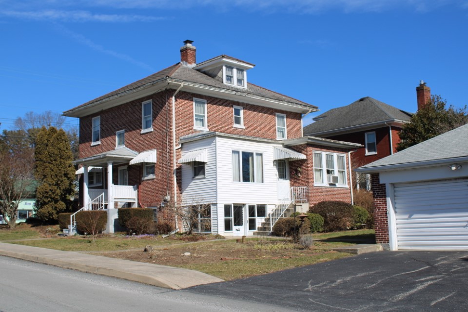 Toomey Auction 282 W. MARKET ST. HELLAM PA 17406, 2/28/2024